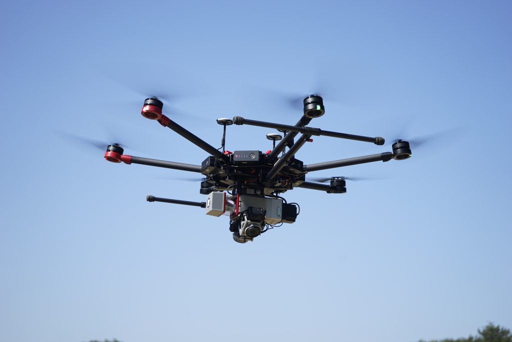 UAV(ドローン)に搭載測量用レーザースキャナ_miniVUX-SYS型